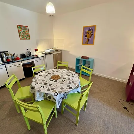 Spacieux A Avec Piscine Apartamento Laure-Minervois