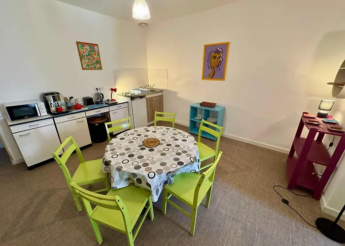 Spacieux A Avec Piscine Apartament Laure-Minervois
